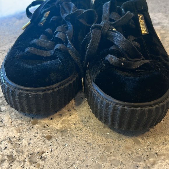 Puma PUMA Women's FENTY by Rihanna Black Sneakers Size 7.5 - Picture 4 of 8